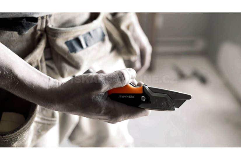 Fiskars CarboMax pracovní nůž 1027222