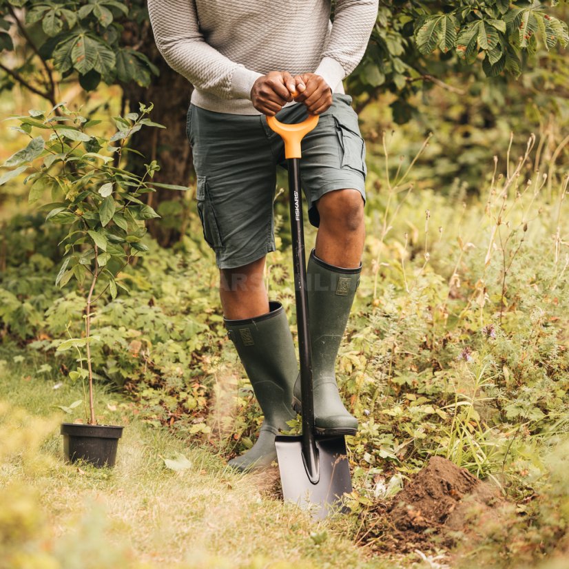 Špičatý rýč Fiskars Solid