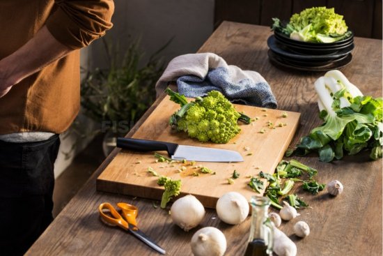 Santoku nôž Fiskars Hard Edge