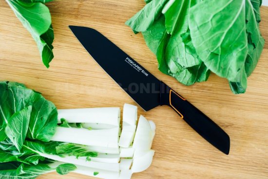 Nôž Santoku Fiskars Edge