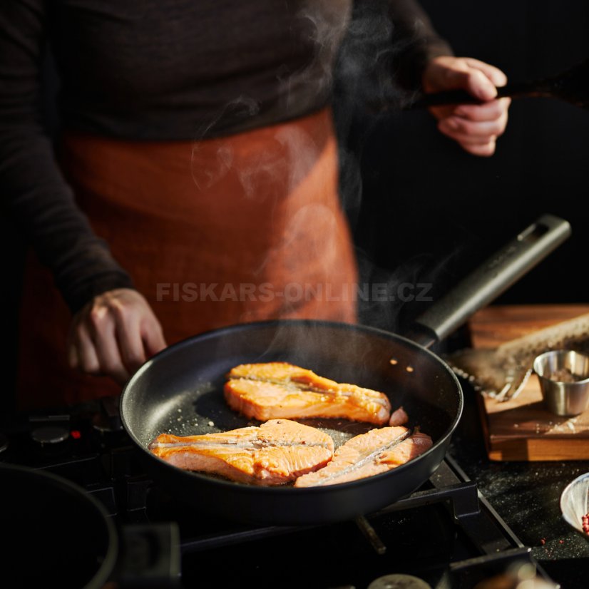 Lopatka pevná Fiskars Functional Form