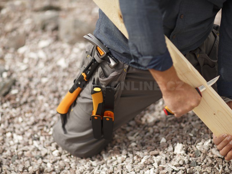 Tesařské dláto s nožem