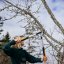 Dvouruční nůžky Fiskars PowerGearX LX94