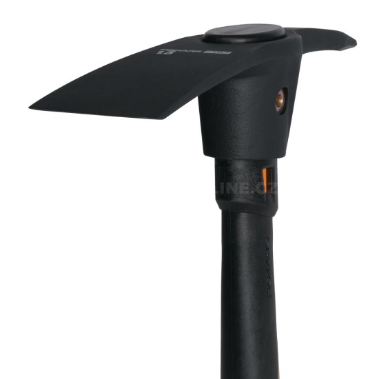 Malý krumpáč Fiskars IsoCore S