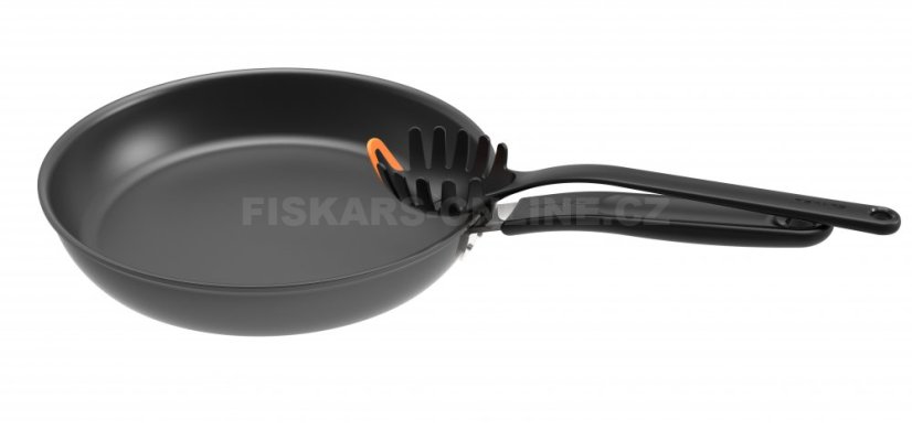 Naběračka na těstoviny Fiskars 1027301
