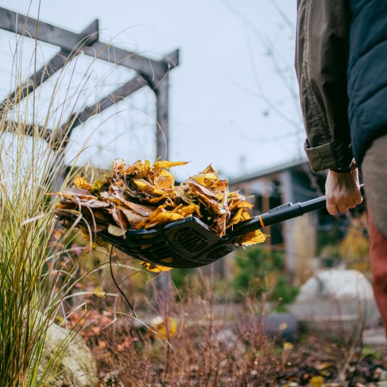 Lopatové hrábě Fiskars OneClick