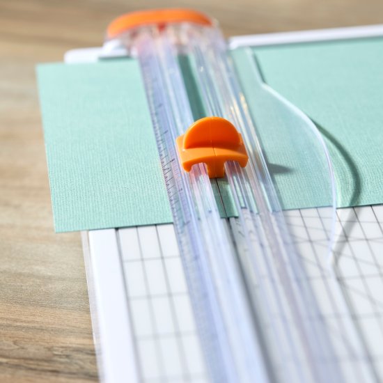 Rezačka papiera Fiskars SureCut 1077981 A4