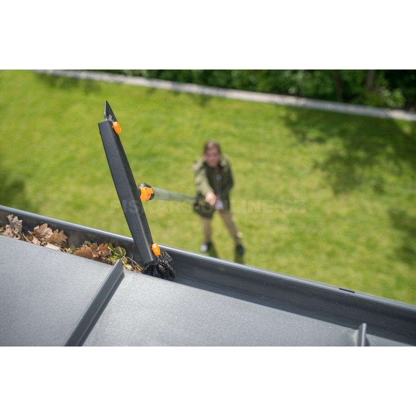 Čistič okapů QuikFit Fiskars QuikFit