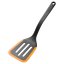 Lopatka na obracení Fiskars Functional Form