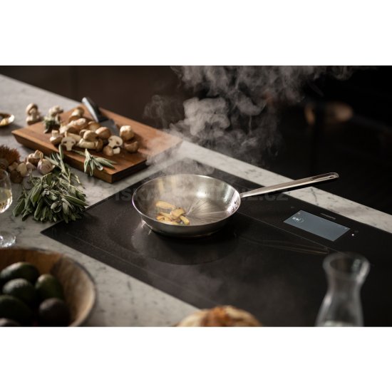 Panvica Fiskars All Steel Pure 24 cm