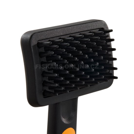 Masážní kartáč Fiskars