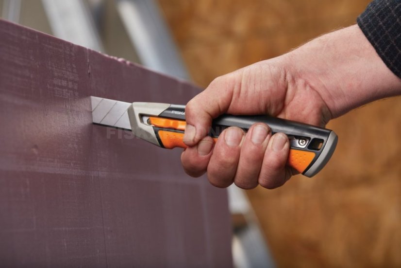 Odlamovací nůž Fiskars CarbonMax™ 25 mm