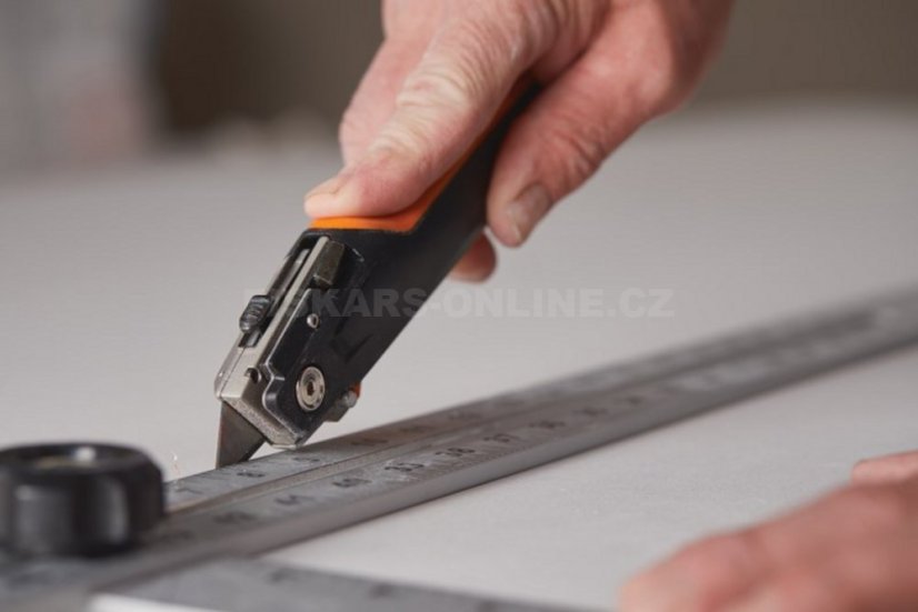 Fiskars CarboMax pracovní nůž pro sádrokartonáře