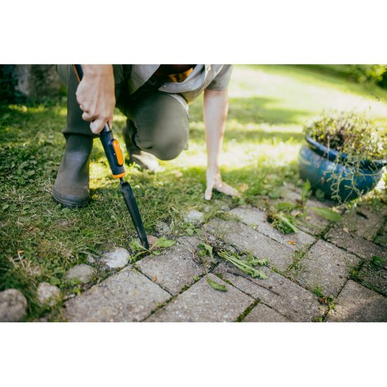 Vypichovák plevele Fiskars OneClick