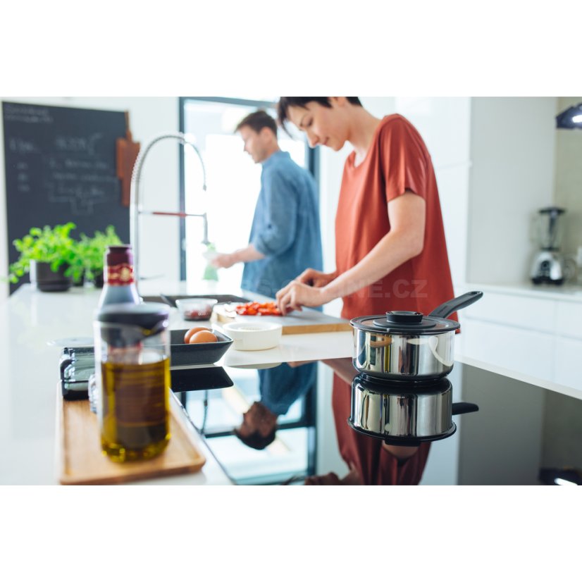 Rendlík Fiskars Functional Form 1,5l