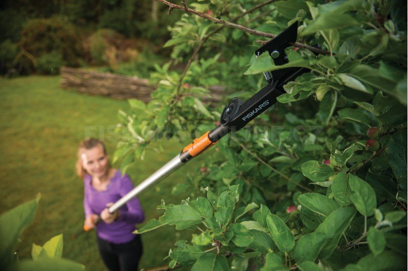 Univerzální nůžky Fiskars QuikFit