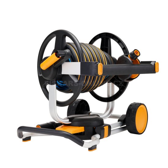 Zavlažovací bubon Fiskars Waterwheel XL manuálny s kolieskami
