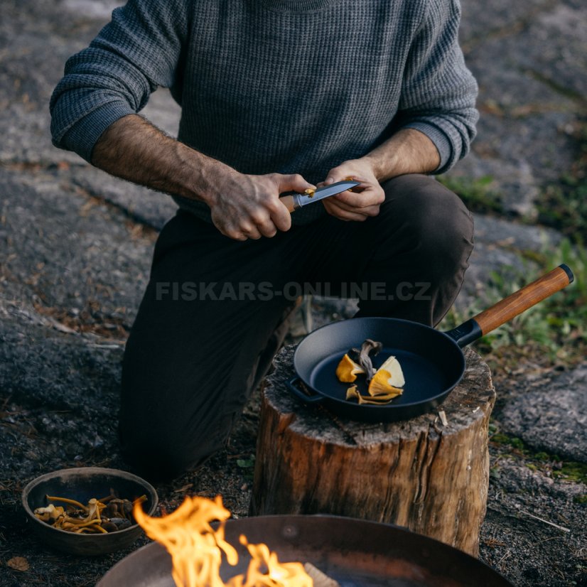 Outdoorový nůž Fiskars Norden