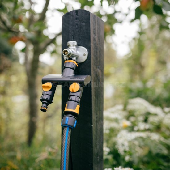 Dvojcestný ventil k vodovodnému kohútiku Fiskars Comfort