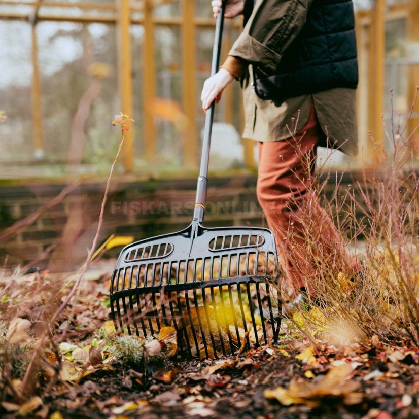Lopatové hrábě Fiskars OneClick