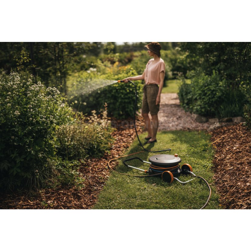 Vozík s bubnem a hadicí M Fiskars 1/2" dosah 21,5 m