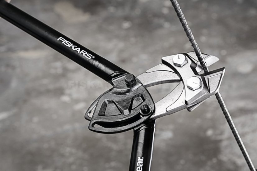 Pákové štípací kleště Fiskars PowerGear™ převodové, 91 cm