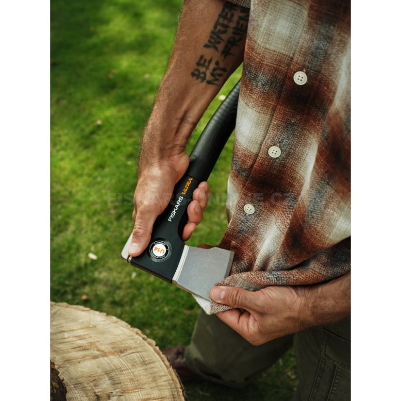 Univerzální sekera Fiskars Ultra U14