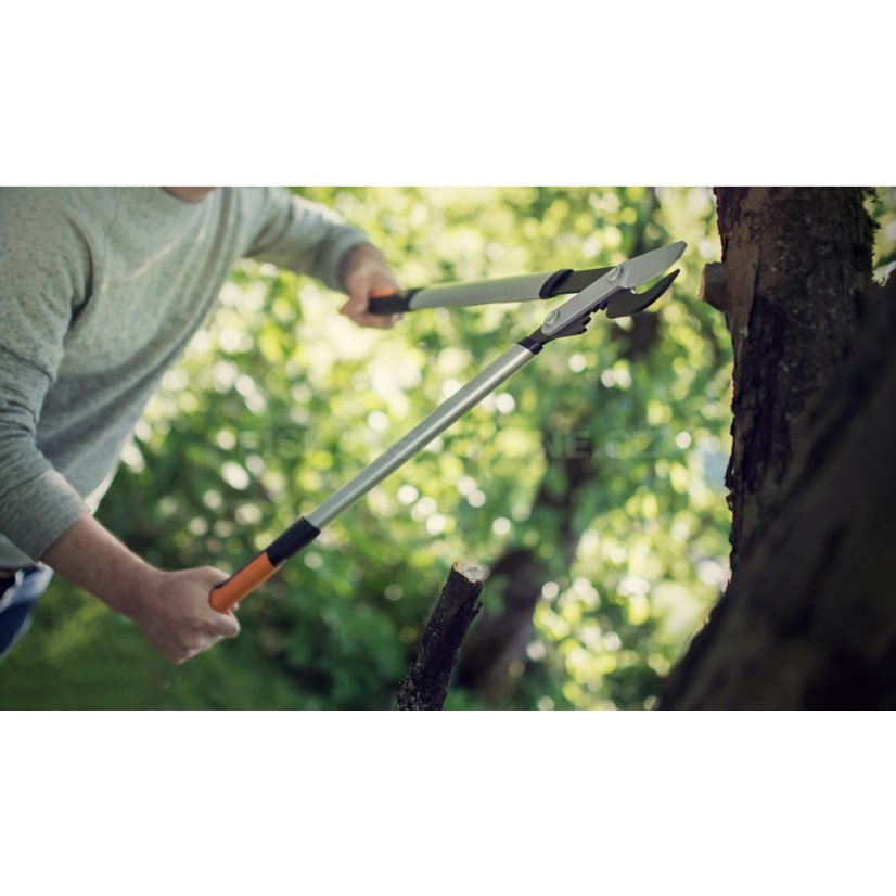 Dvouruční nůžky Fiskars PowerGearX LX98