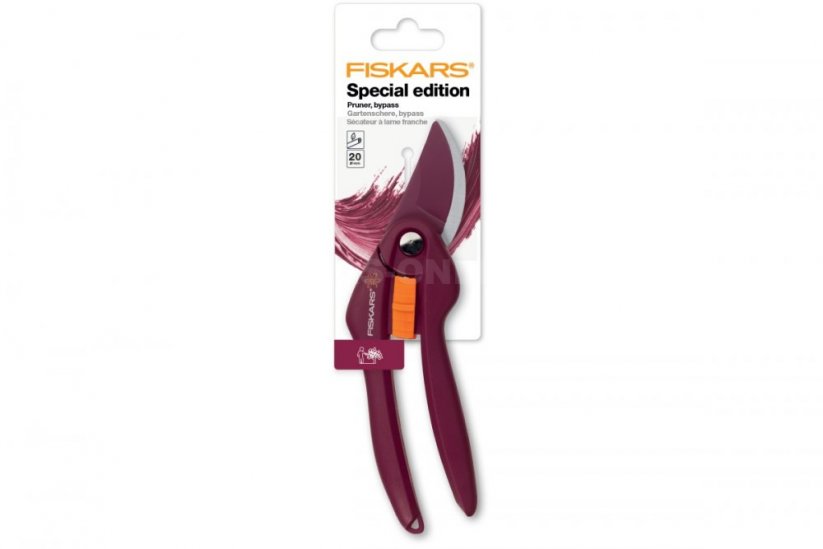 Dvoučepelové zahradní nůžky Fiskars P26 fialové