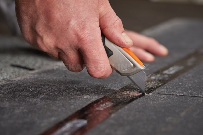 Fiskars CarboMax pracovní nůž 1027222