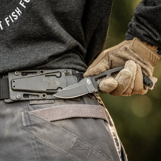 Lehký nůž s pevnou čepelí Gerber Ghostrike