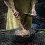 Dřevěná grilovací lžíce Fiskars chef