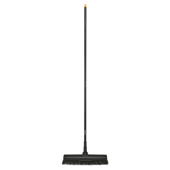 Univerzální koště Fiskars Solid L