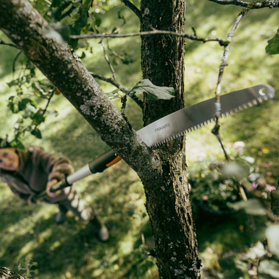 Priama prerezávacia píla na konáre Fiskars OneClick