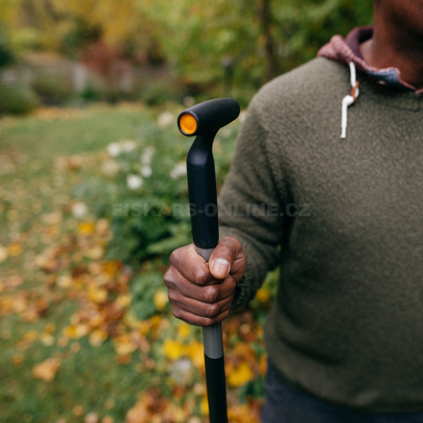 Hrábě lopatové Fiskars Ergonomic 1077116