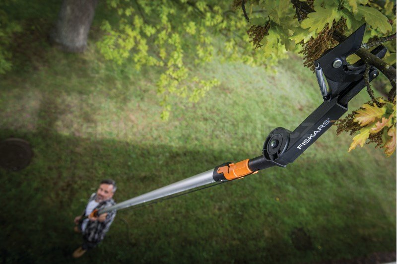Univerzální nůžky Fiskars QuikFit