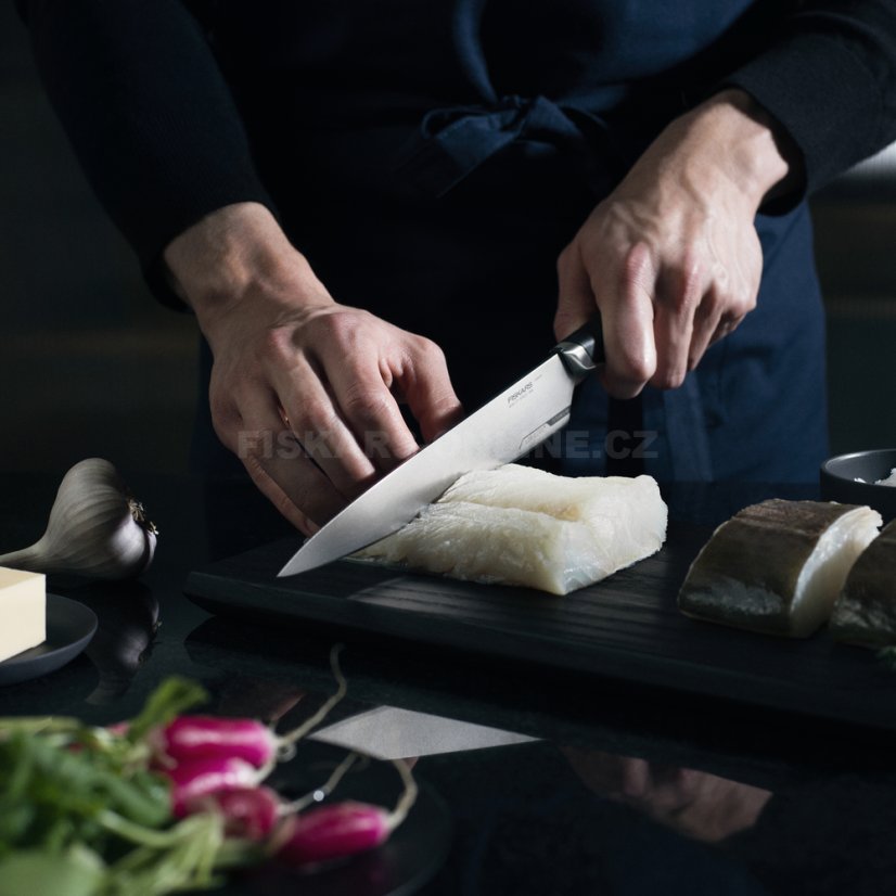 Porcovací nůž Fiskars Taiten