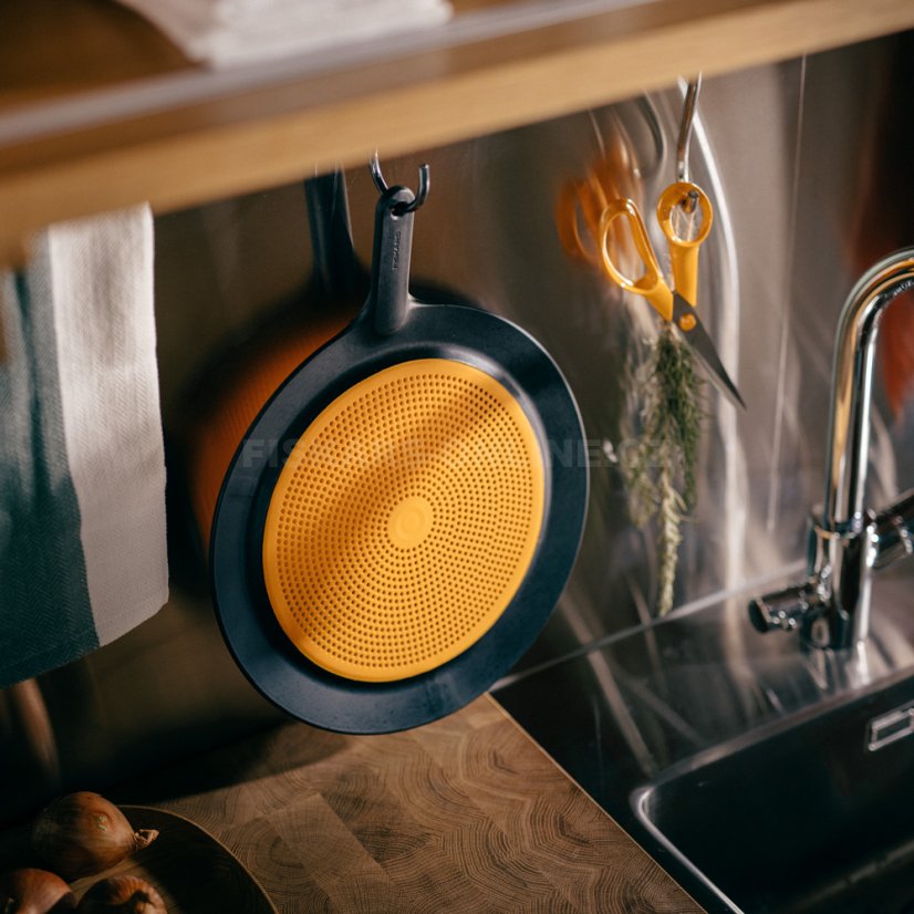 Poklička na pánev Fiskars Functional Form