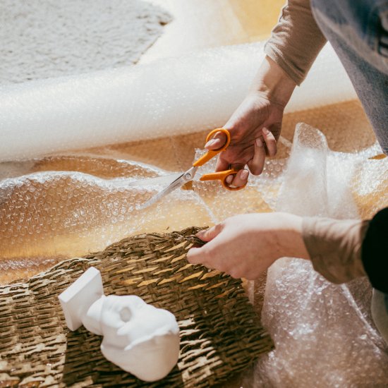 Kancelářské nůžky na papír Fiskars Classic
