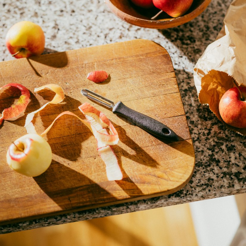 Otočná škrabka Fiskars Essential