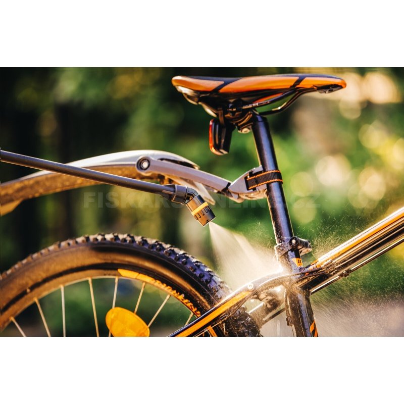 Tlakový postřikovač Fiskars 5 litrů