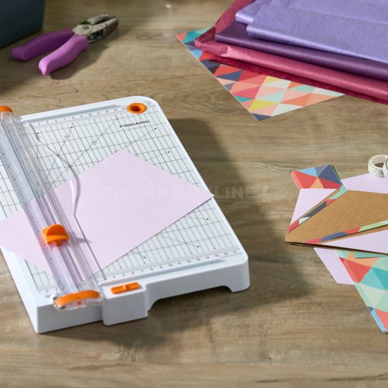 Rezačka papiera Fiskars SureCut 1077981 A4