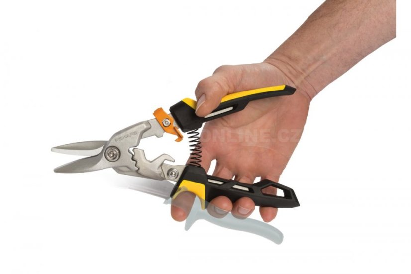 Převodové nůžky na plech Fiskars PowerGear přímé