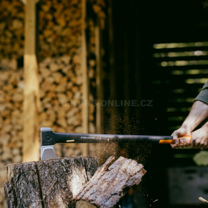 Štípací sekera Fiskars (L) X36