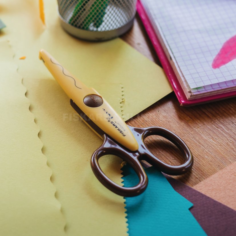 Sada dětských tvarových nůžek vzory močálů a bažin