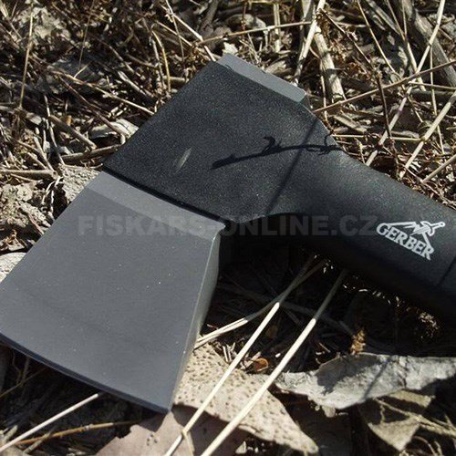 Sekera s pílkou Gerber Gator Combo II