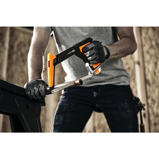 Ruční pila na kov Fiskars TrueTension 300mm, 24 zubů/palec