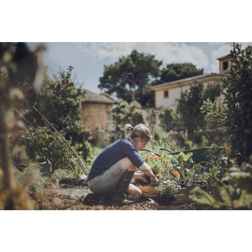 Přesazovací lopatka Fiskars bílá