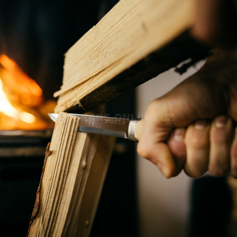 Outdoorový nůž Fiskars Norden