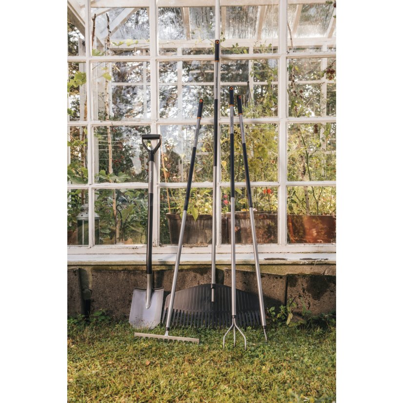 Lehké zahradní hrábě Fiskars Ergonomic